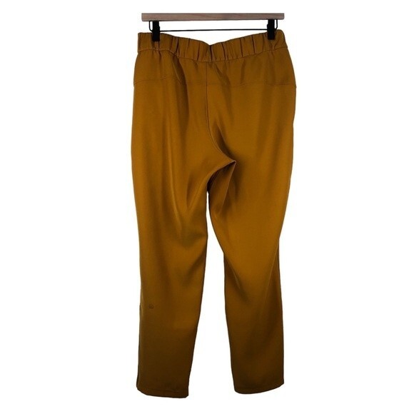 Lululemon On the Fly 7/8 Pant *Woven In Fools Gold Style W5BPMS Women’s Size 8 - Picture 6 of 9